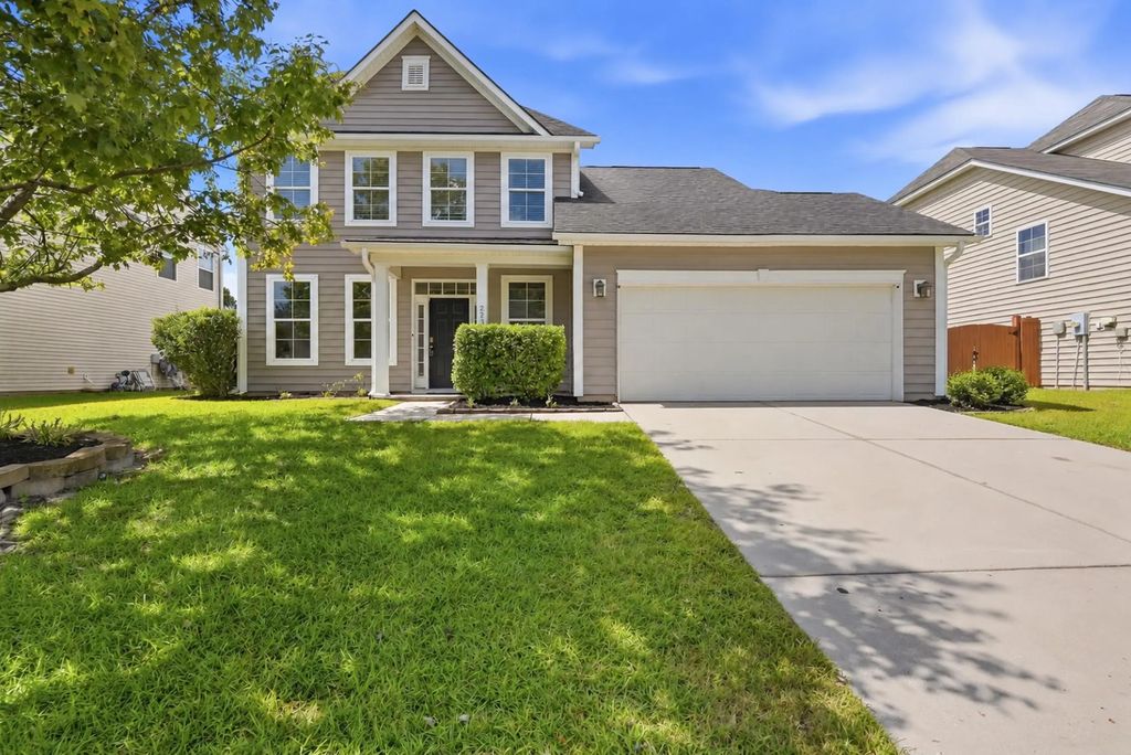 223 Donatella Drive, Goose Creek