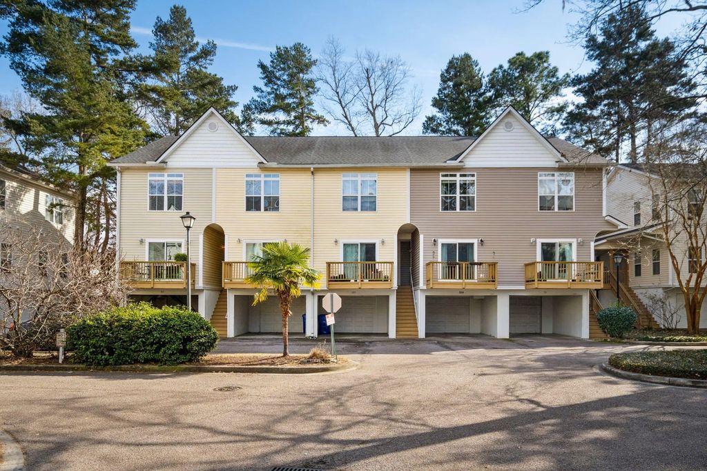 1829 Dogwood Road 501, Charleston