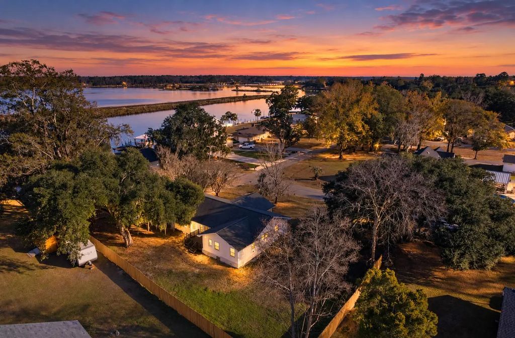 1822 Mallard Circle, Moncks Corner
