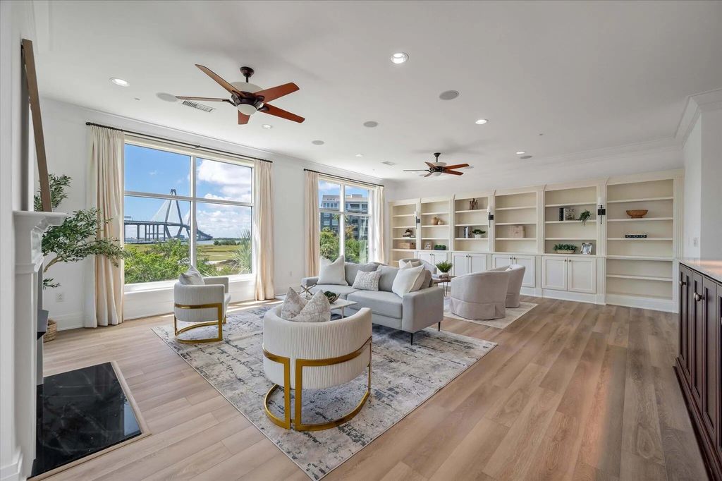 221 Cooper River Drive, Mount Pleasant