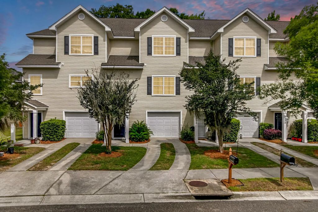 4033 Babbitt Street, Charleston