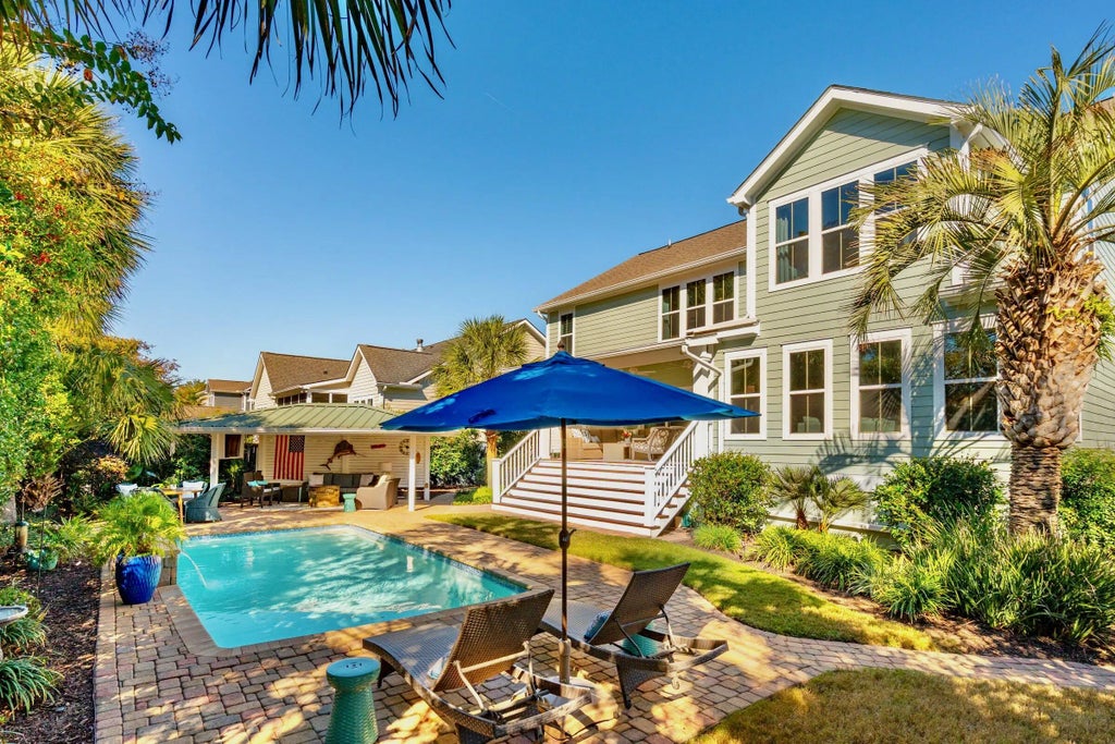 1333 Scotts Creek Circle, Mount Pleasant