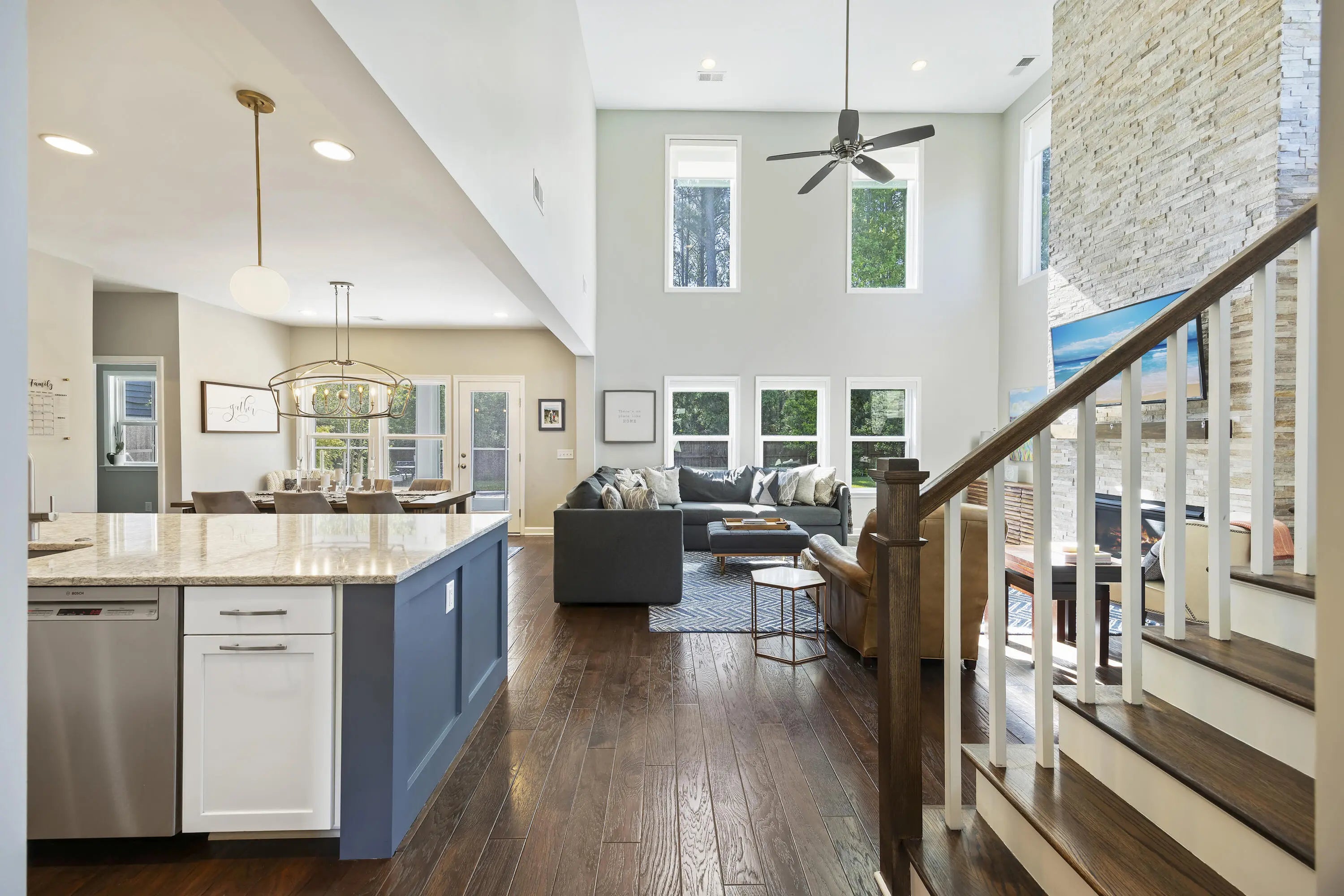 Photo of Listing #25011358