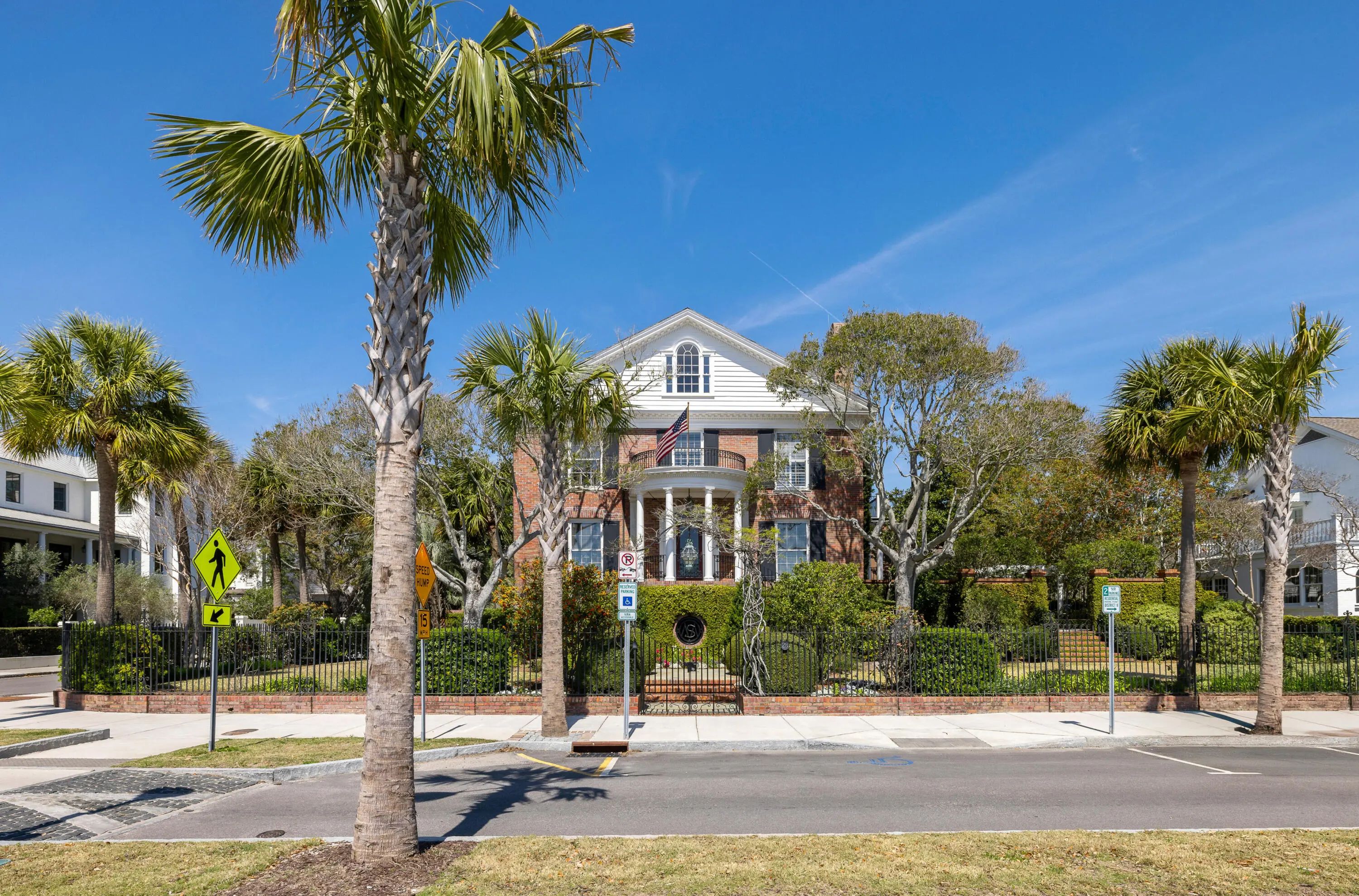 28 Murray Boulevard, Charleston, SC, 29401