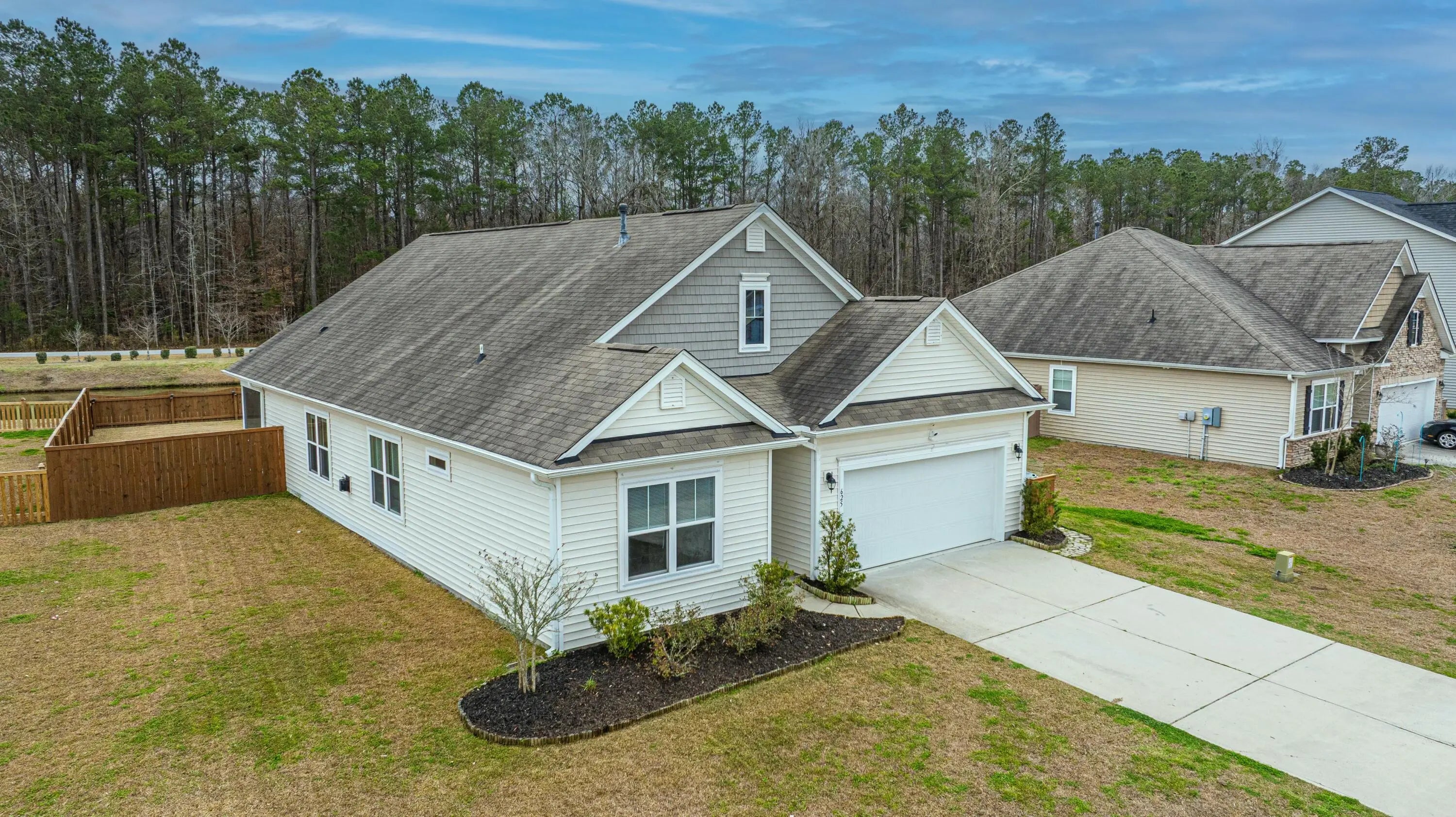 Photo of Listing #25004539