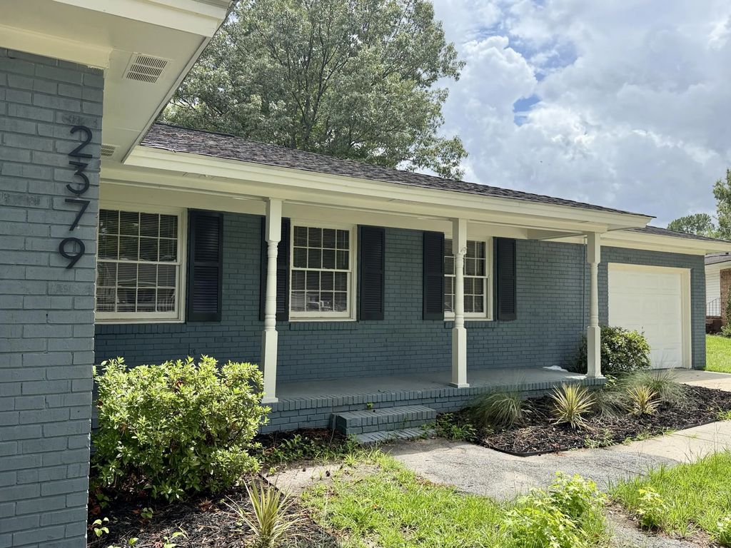 2379 Otranto Road, North Charleston