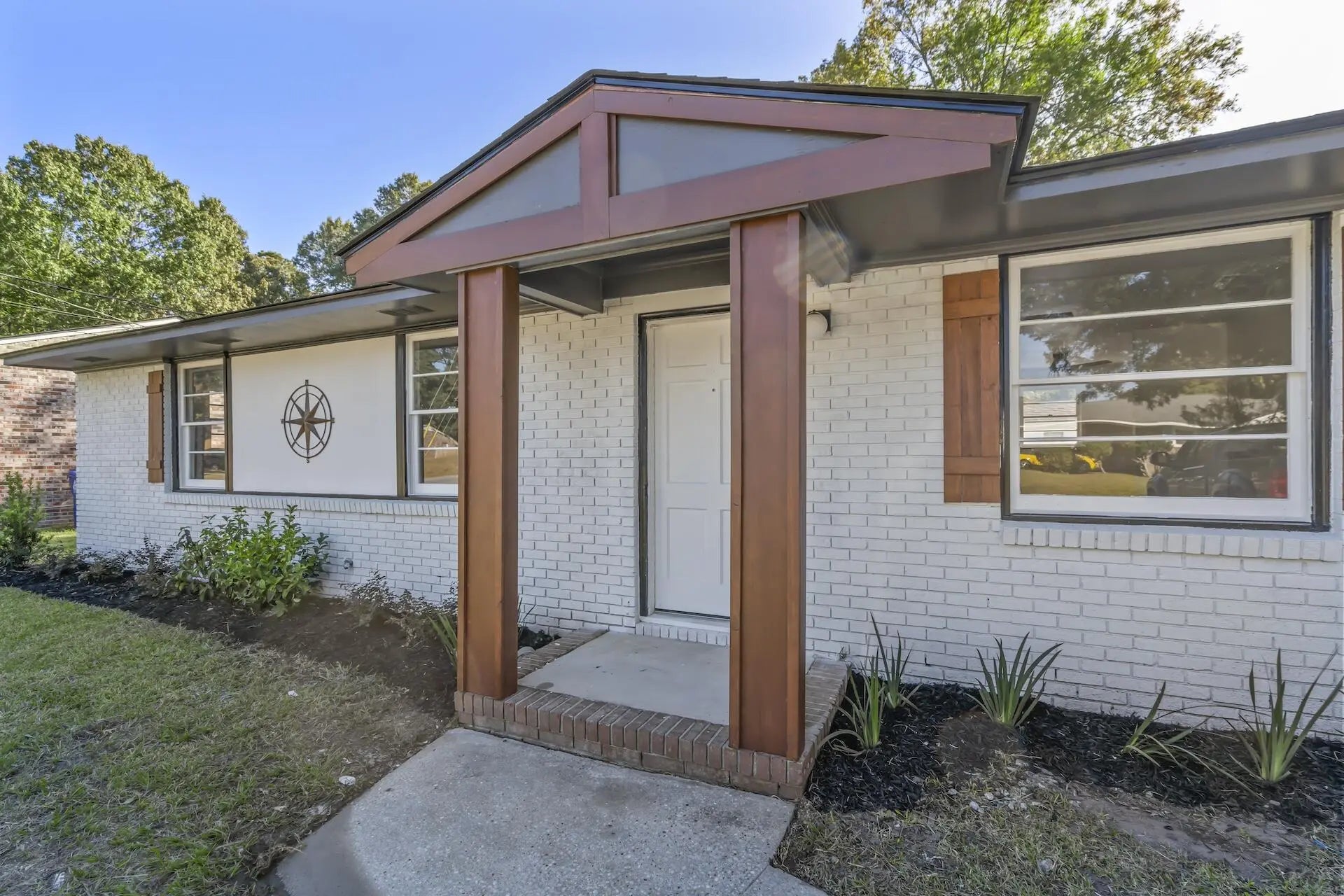 Photo of Listing #24027054