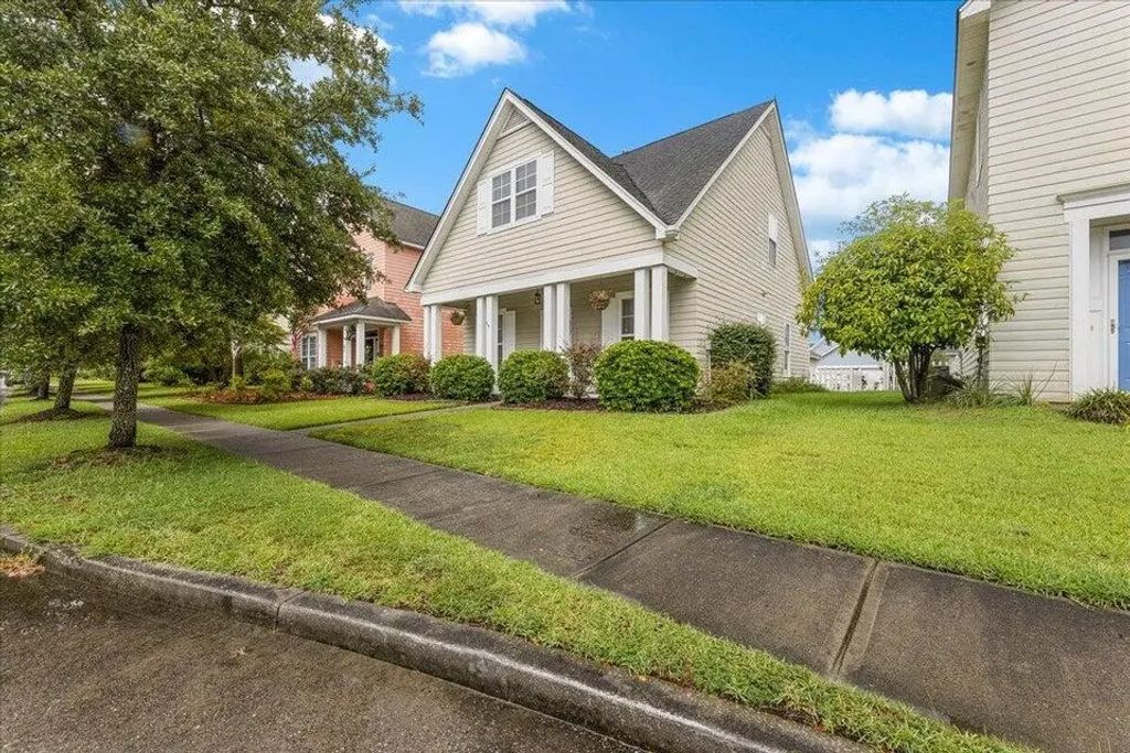 217 Trillium Avenue, Summerville