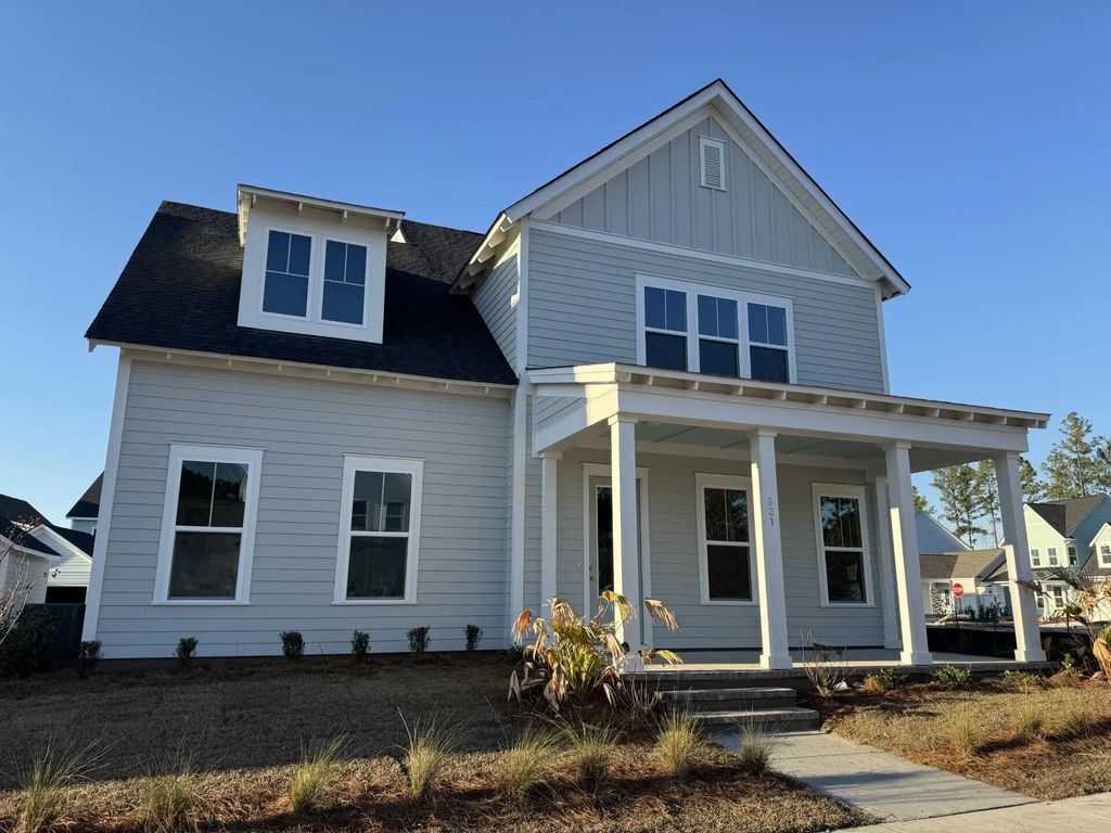 101 Sun Up Way, Summerville