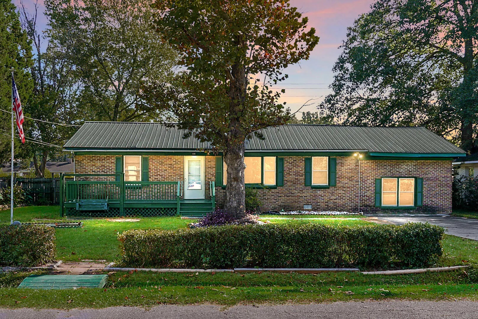 Photo of Listing #25025643