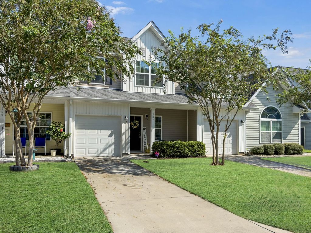 207 Buchanan Circle, Goose Creek