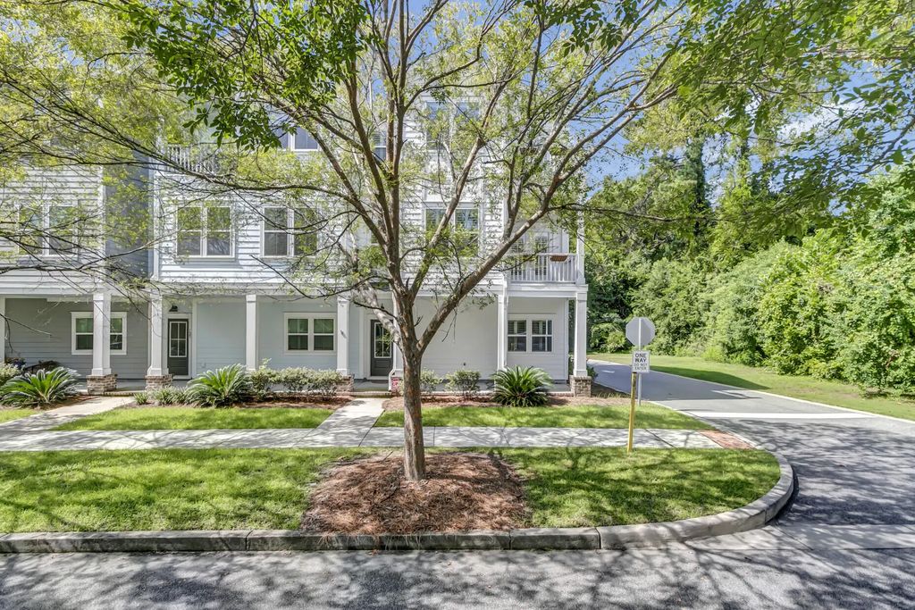 123 Sabal Court, Summerville