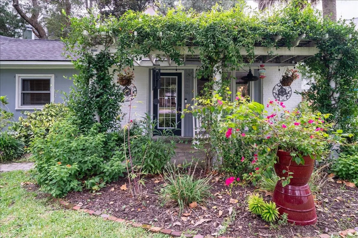 Photo of Listing #25025098