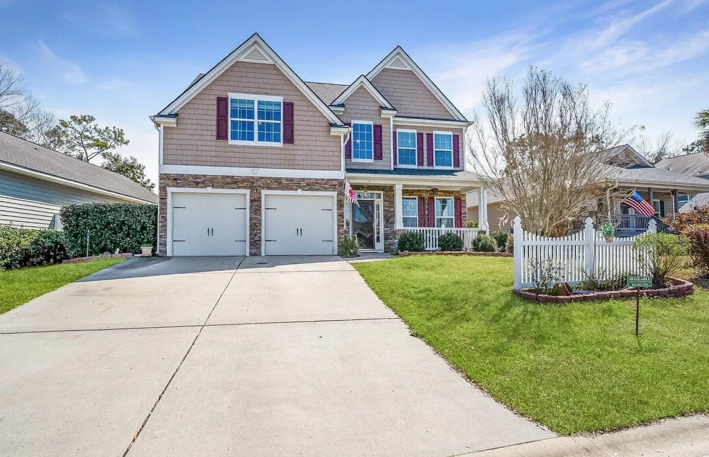 17 White Pond Boulevard, Beaufort