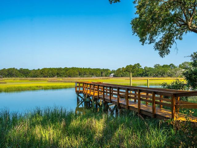 Photo of 194 Beresford Creek Street, Charleston SC