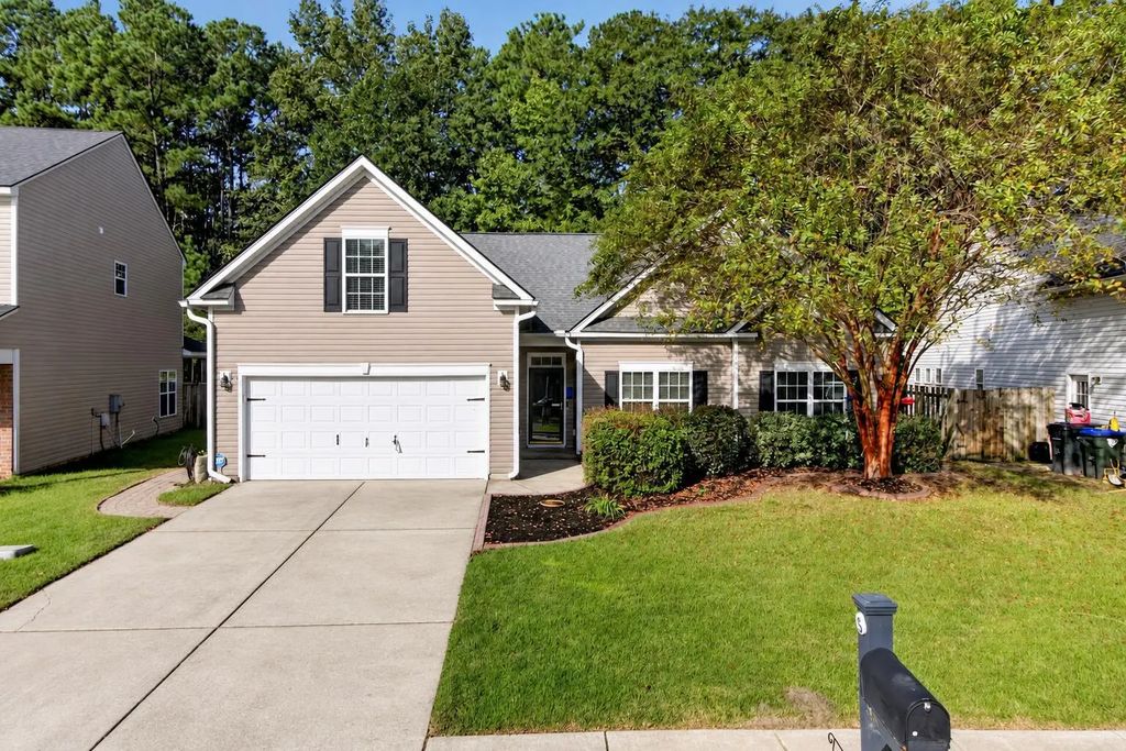 140 Sweet Alyssum Drive, Ladson