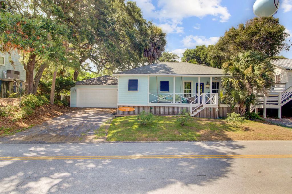 504 E Cooper Avenue, Folly Beach