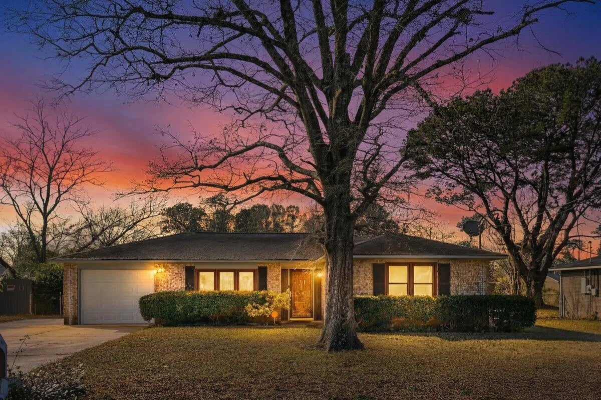 Photo of Listing #26001723