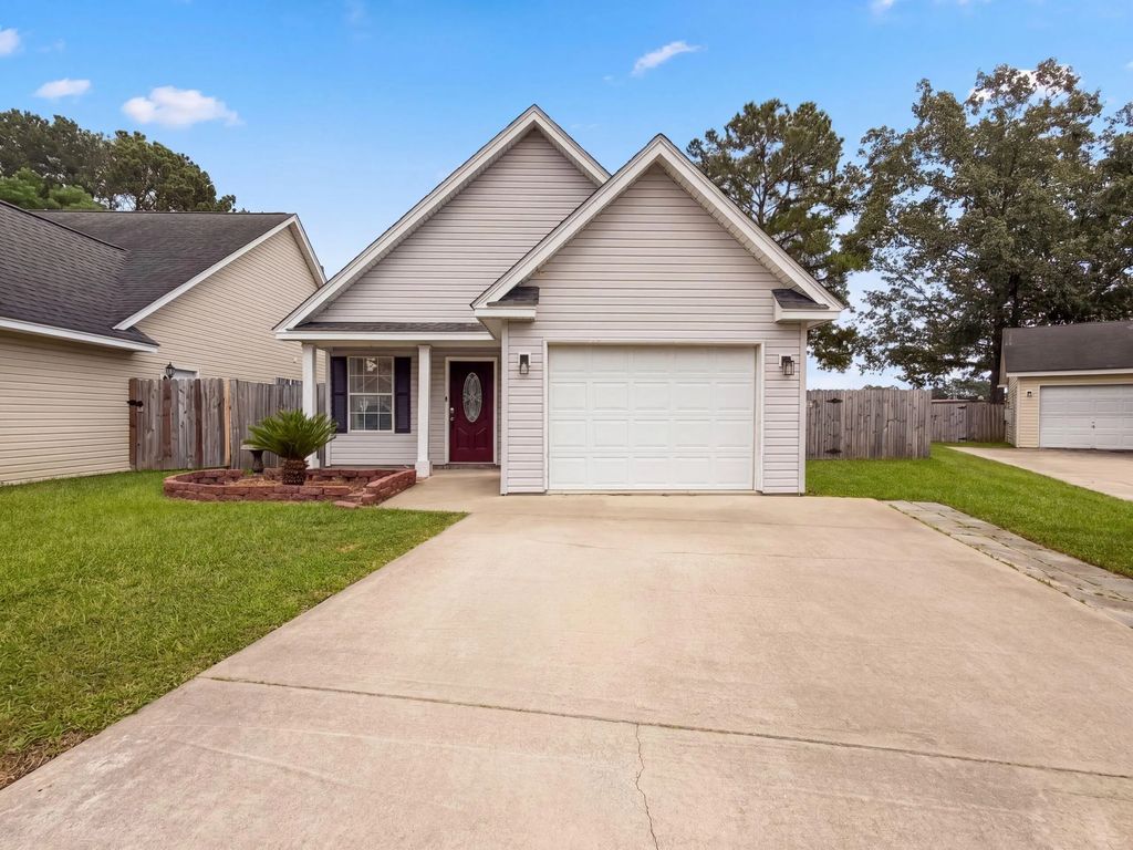 293 Hastings Drive, Goose Creek