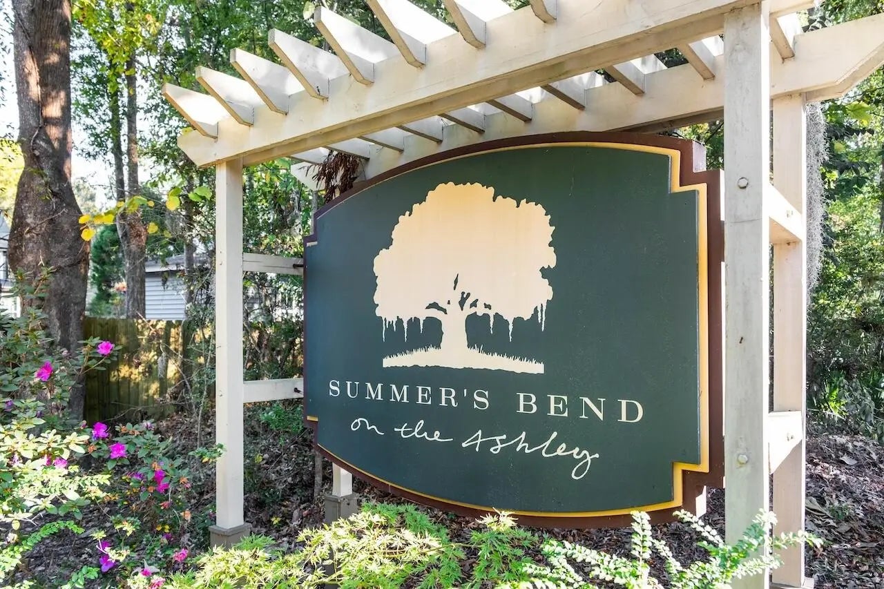 Photo of Listing #25029338