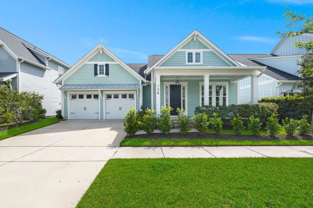 126 Clearblue Loop, Summerville