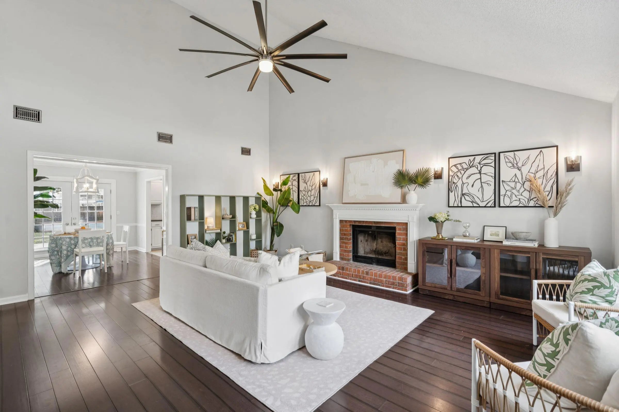 Photo of Listing #25027481