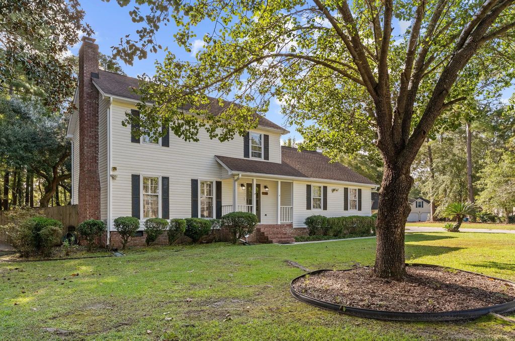 202 Brailsford Road, Summerville