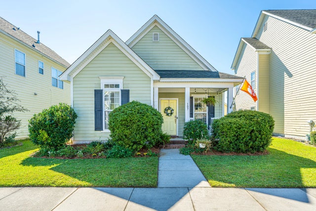 Photo of 107 Foxglove Avenue, Summerville SC