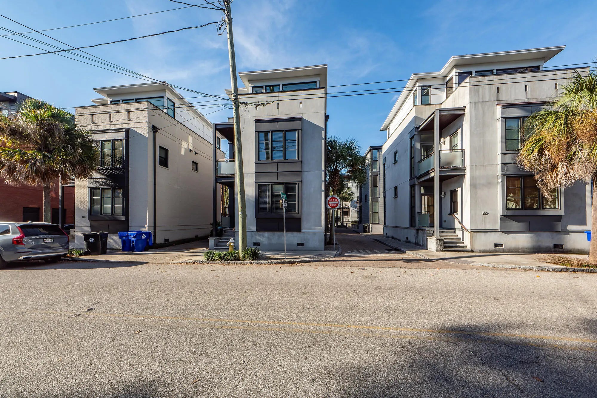 Photo of Listing #24030266