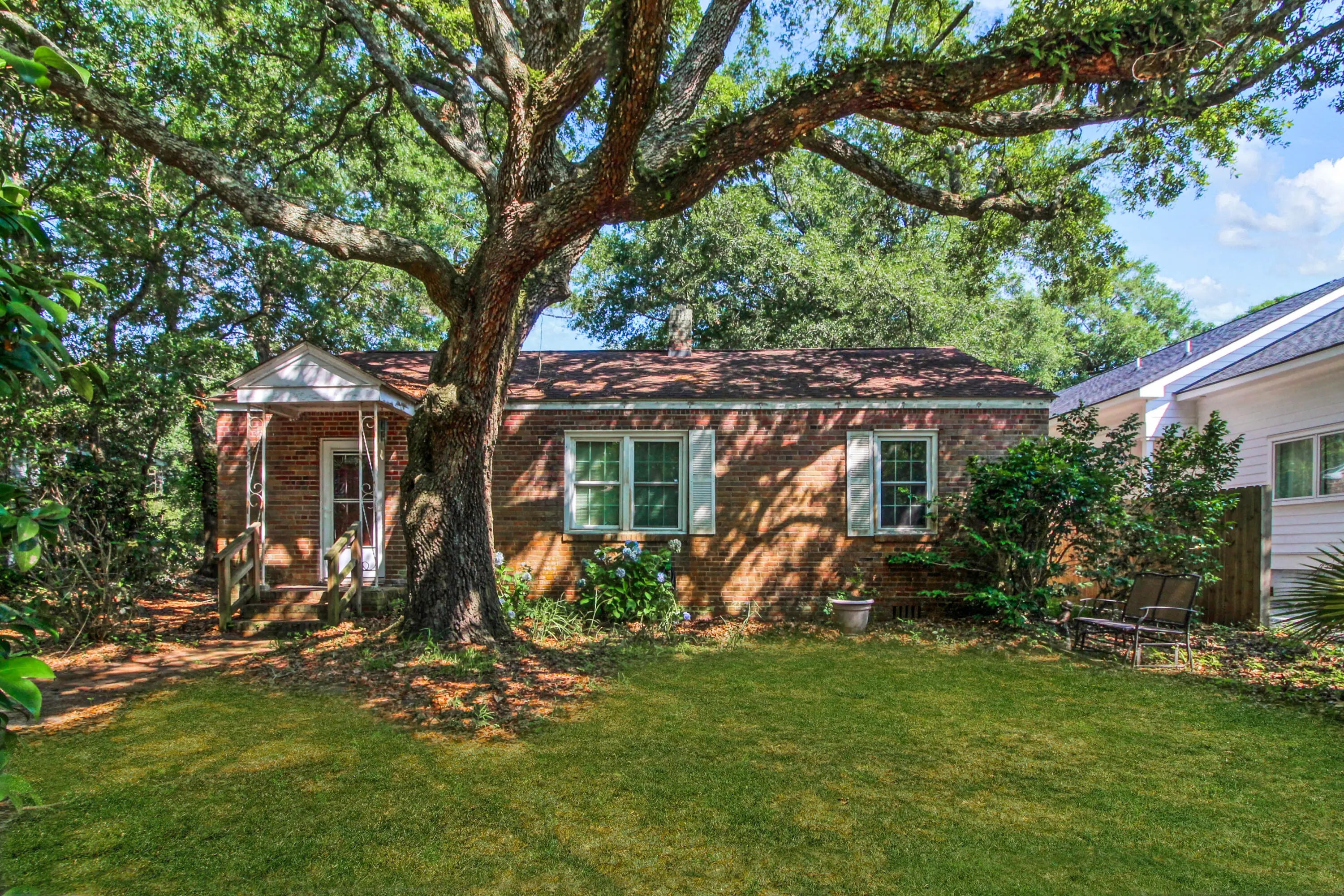 Photo of Listing #25015934