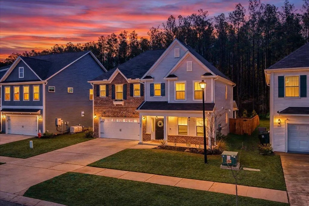 604 Dunswell Drive, Summerville