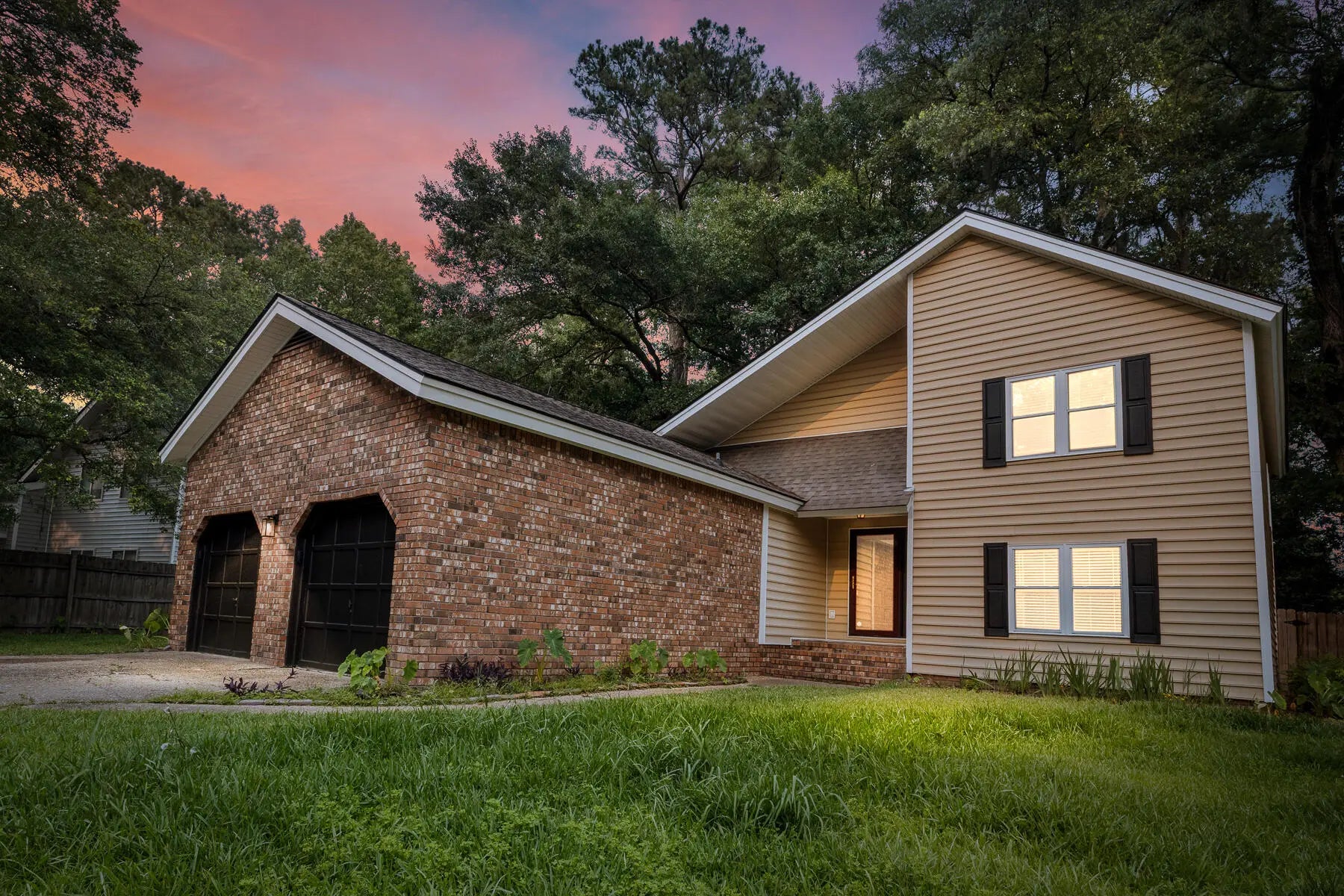 Photo of Listing #25015430