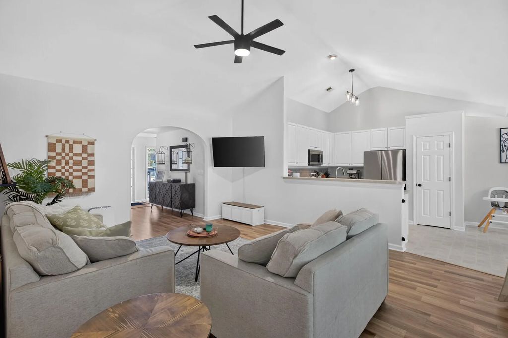 1280 Palm Cove Drive, Charleston
