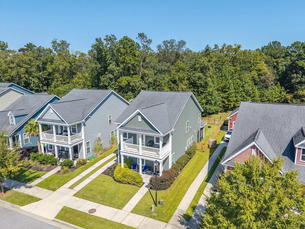 3221 Moonlight Drive, Charleston