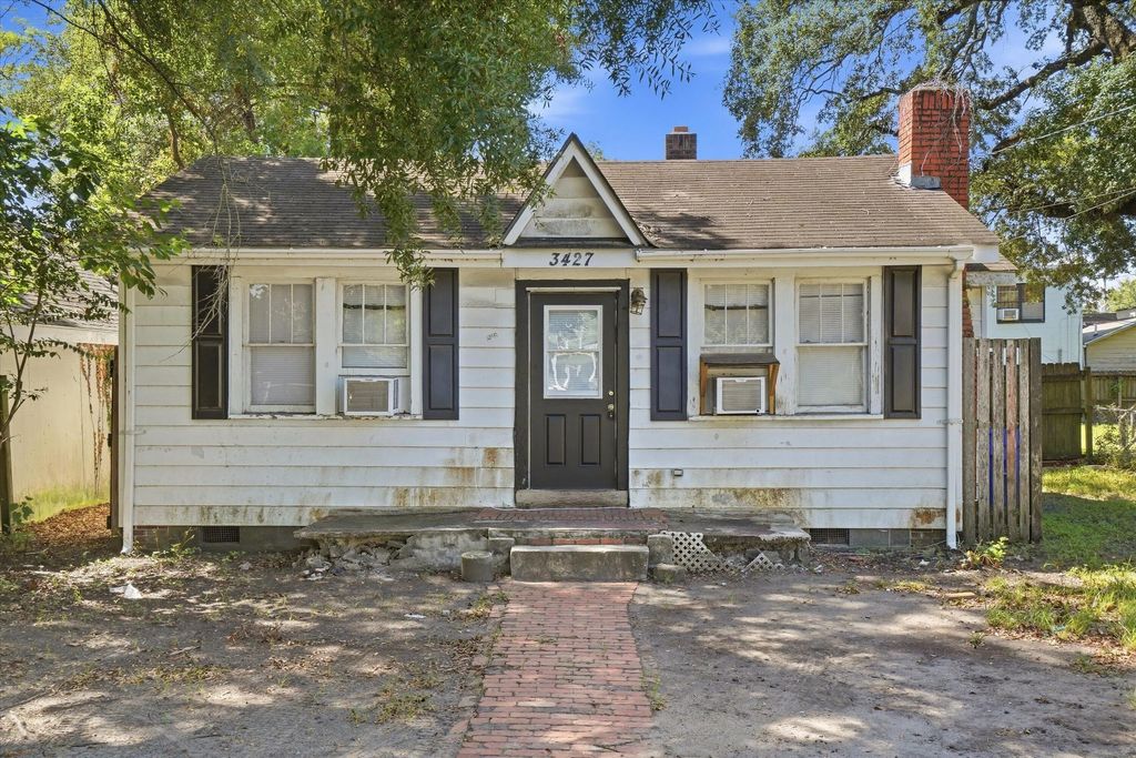 3427 Navajo Street, North Charleston
