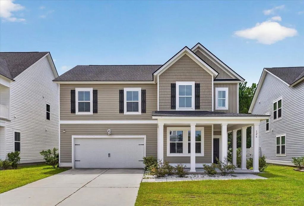 126 Red Bluff Street, Summerville