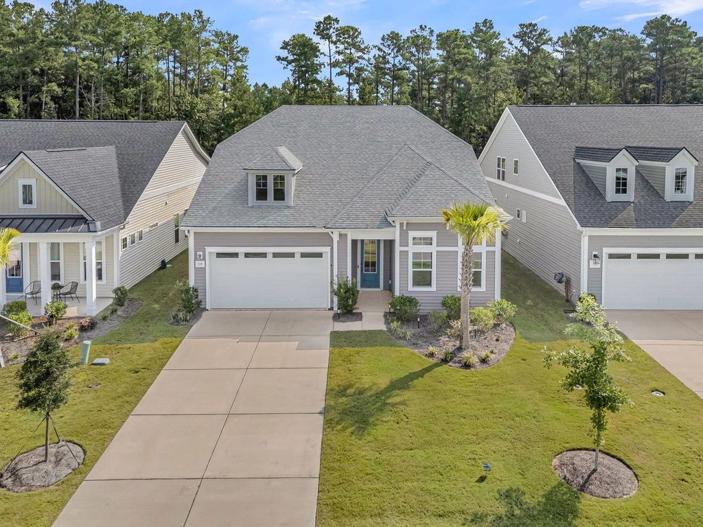 128 Summerwind Drive, Summerville