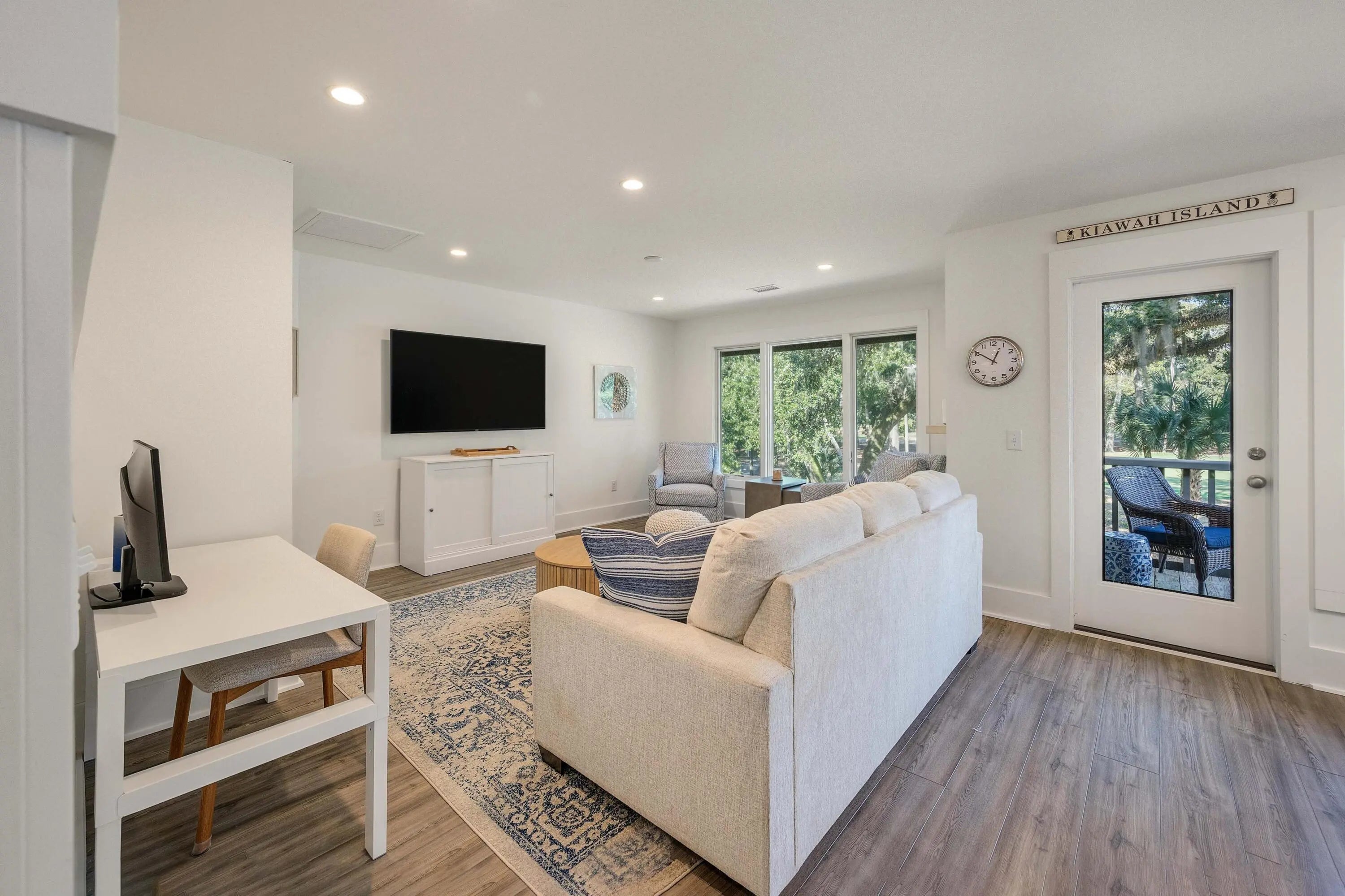 Photo of Listing #25003396