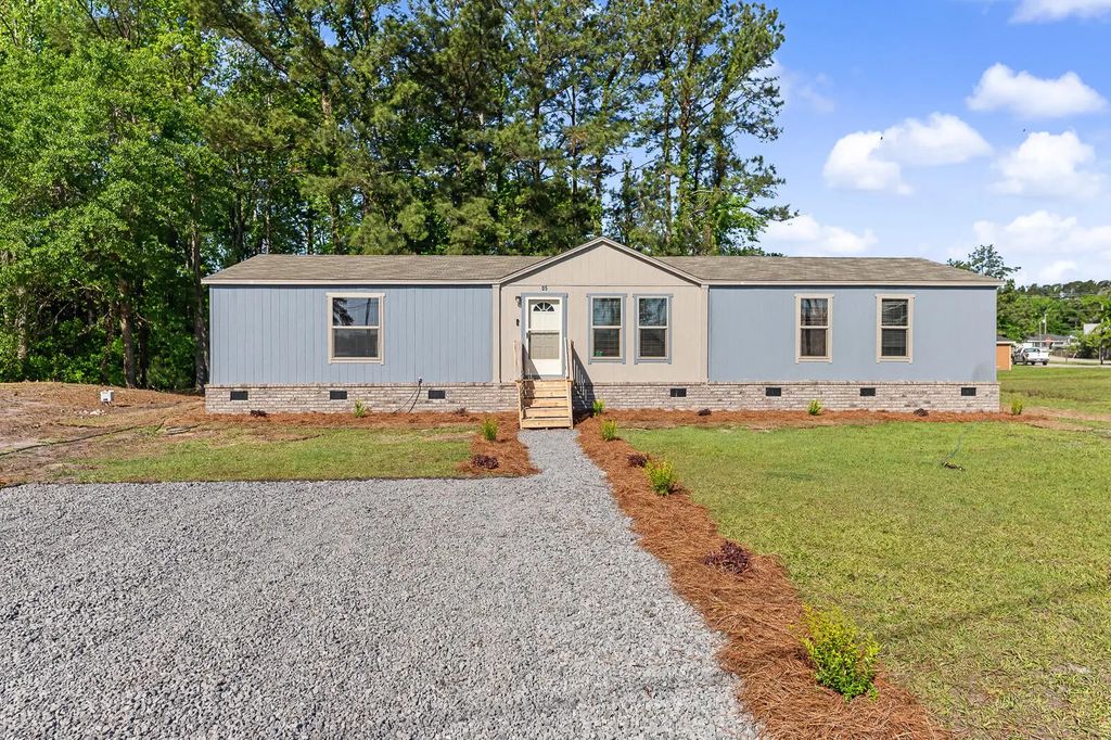 205 Langham Court, Moncks Corner