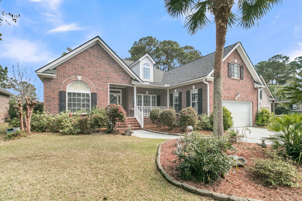 411 Prestwick Court, Summerville