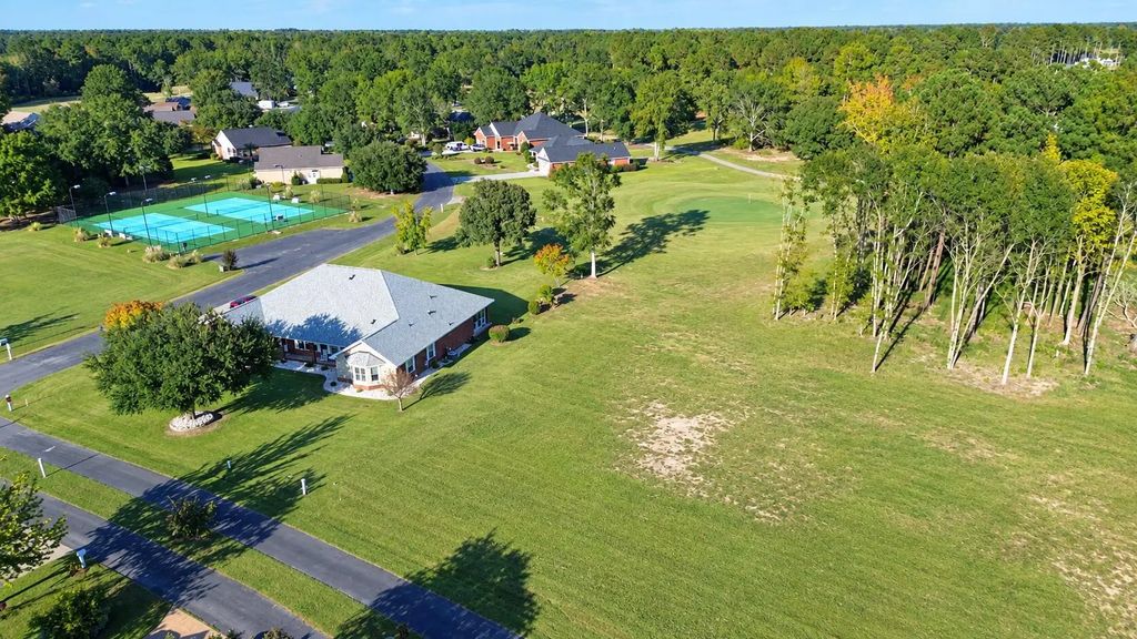 92 Ridge Lake Drive, Manning