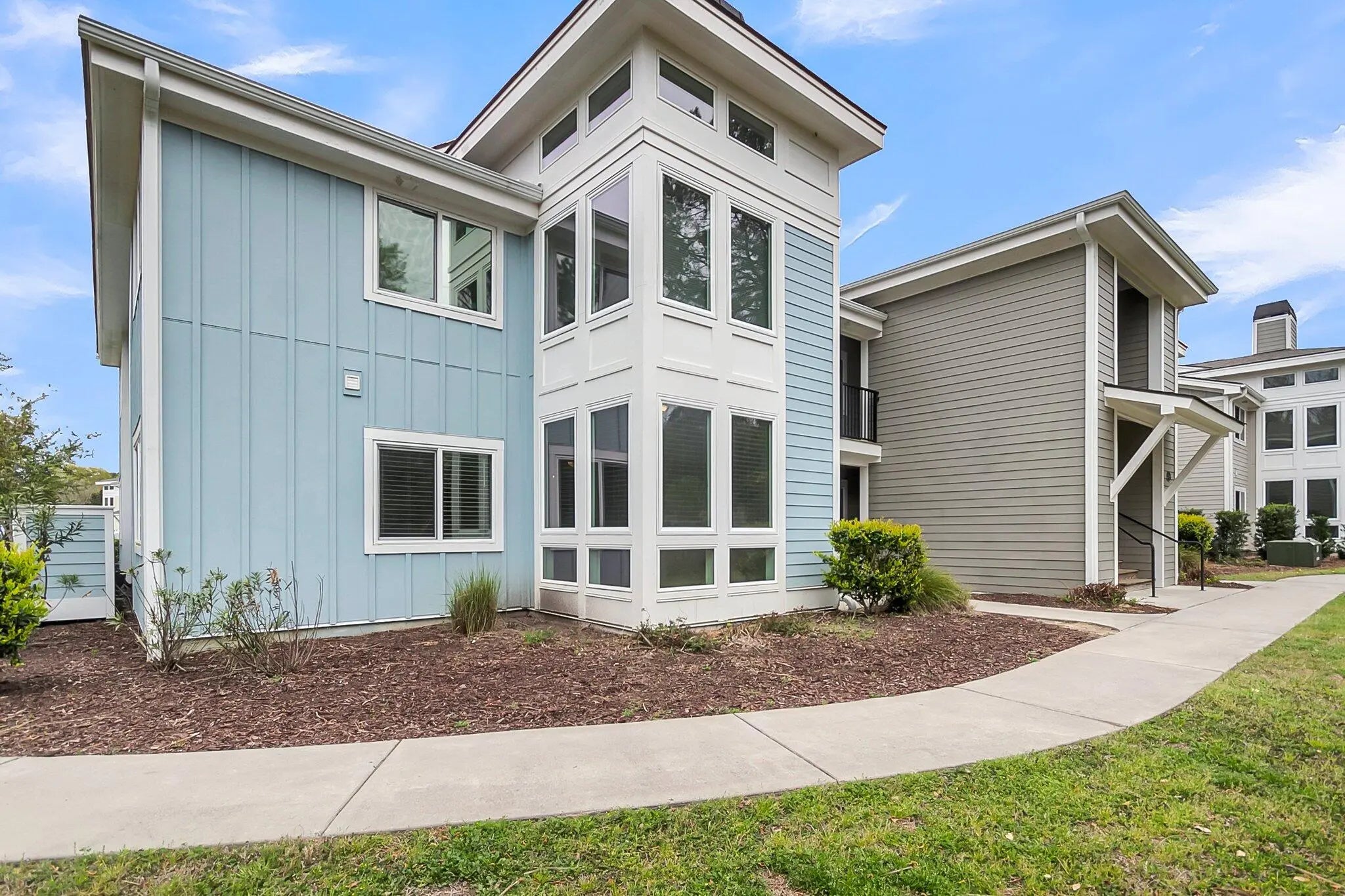 Photo of Listing #25007976