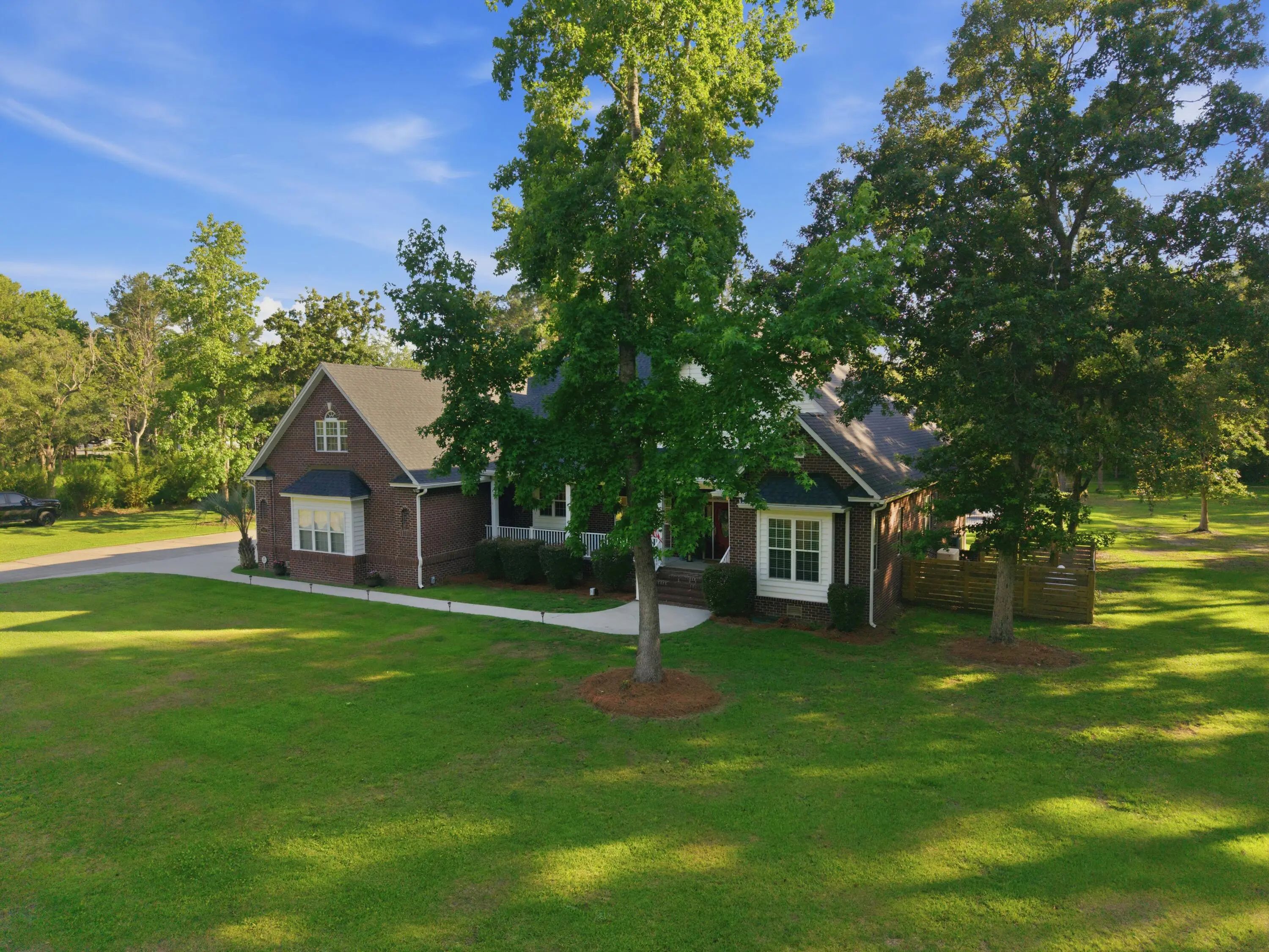 Photo of Listing #26016536