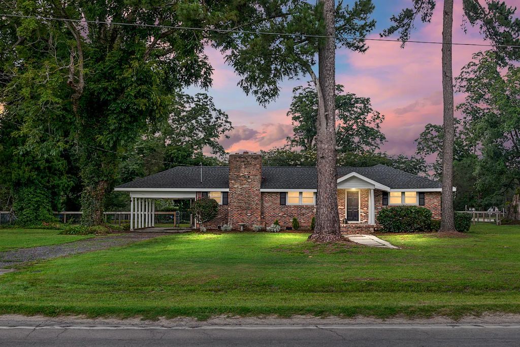 952 W Main Street, Harleyville