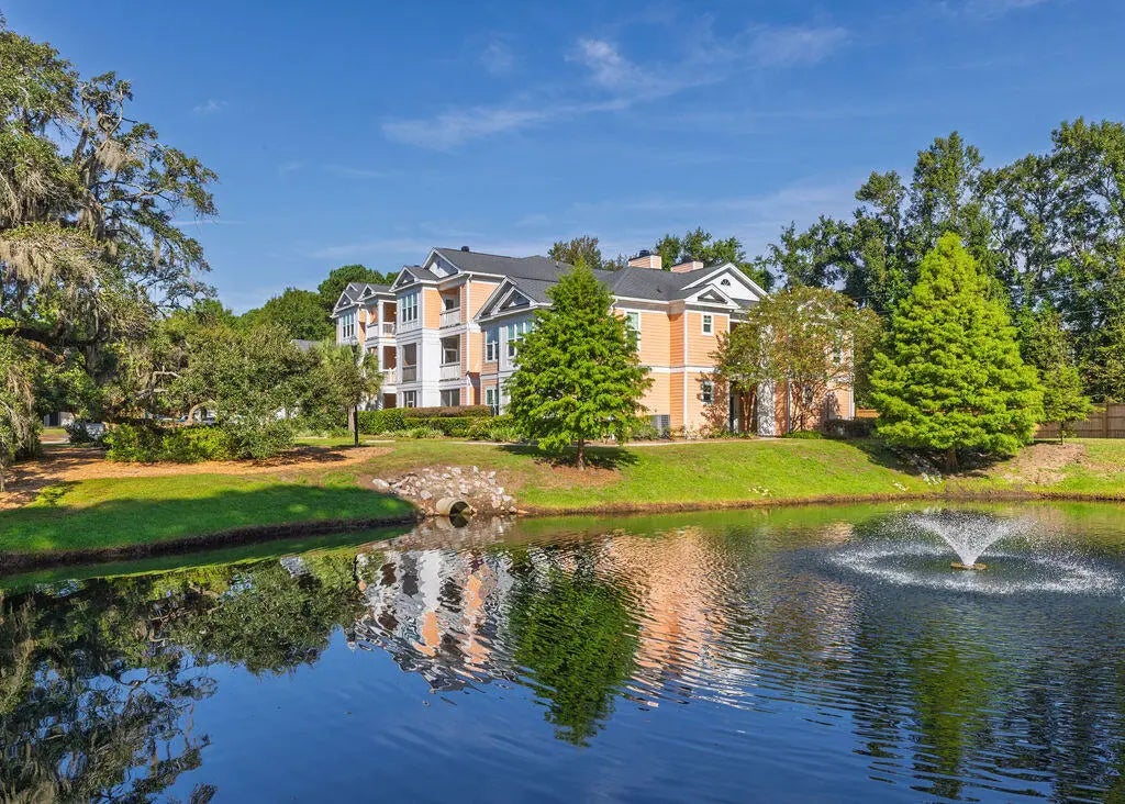 Photo of Listing #25025384