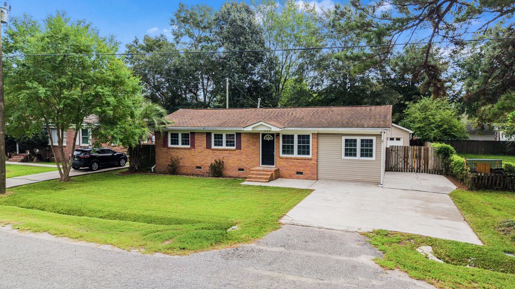 434 Clarine Drive, Goose Creek
