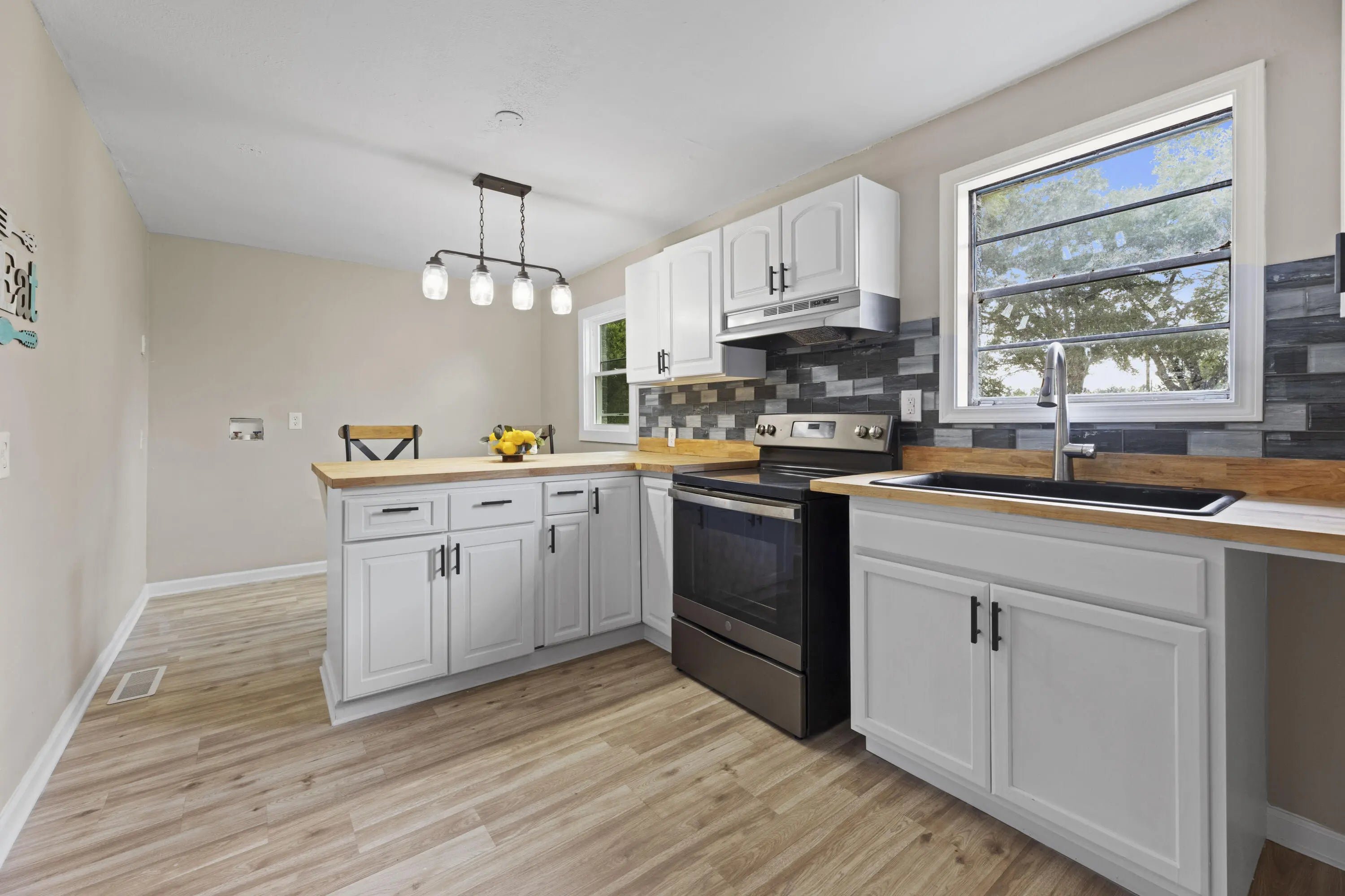 Photo of Listing #25014555