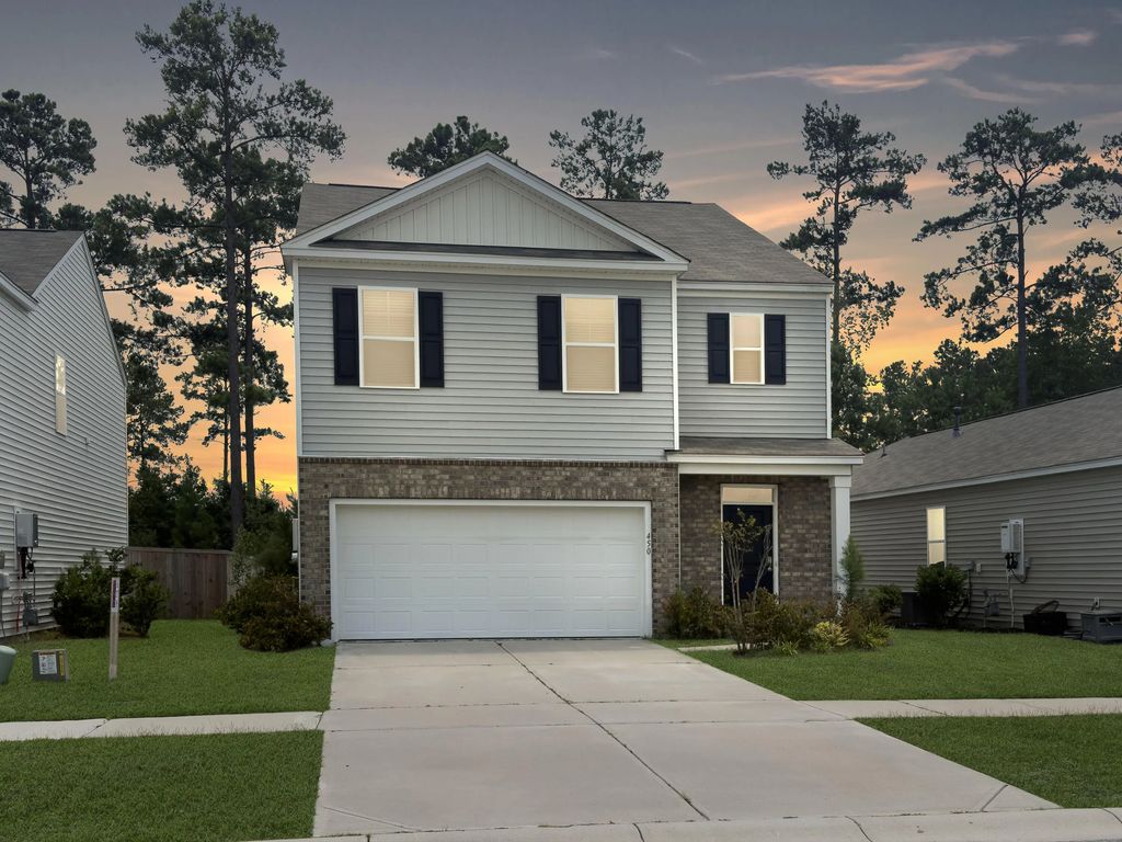 450 Cedarview Road, Summerville