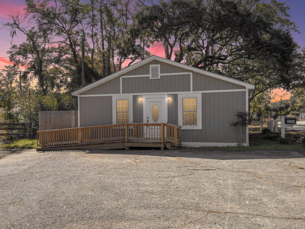 2359 Bohicket Road, Johns Island
