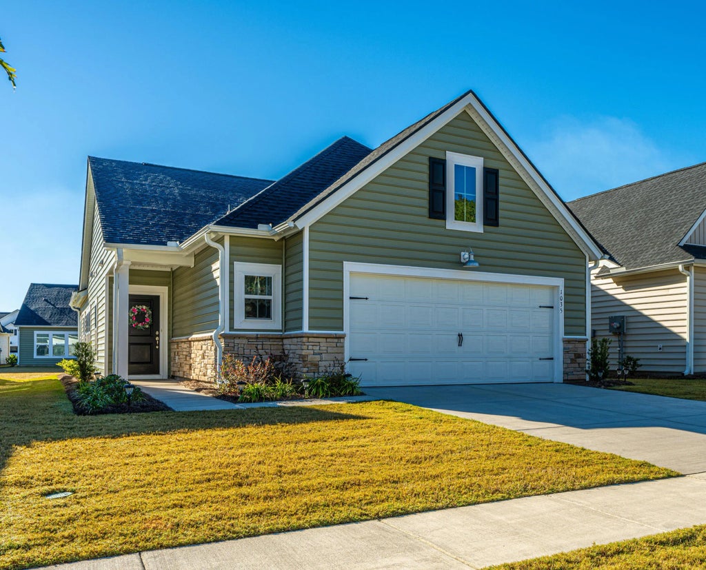 1035 Grace Field Avenue, Summerville